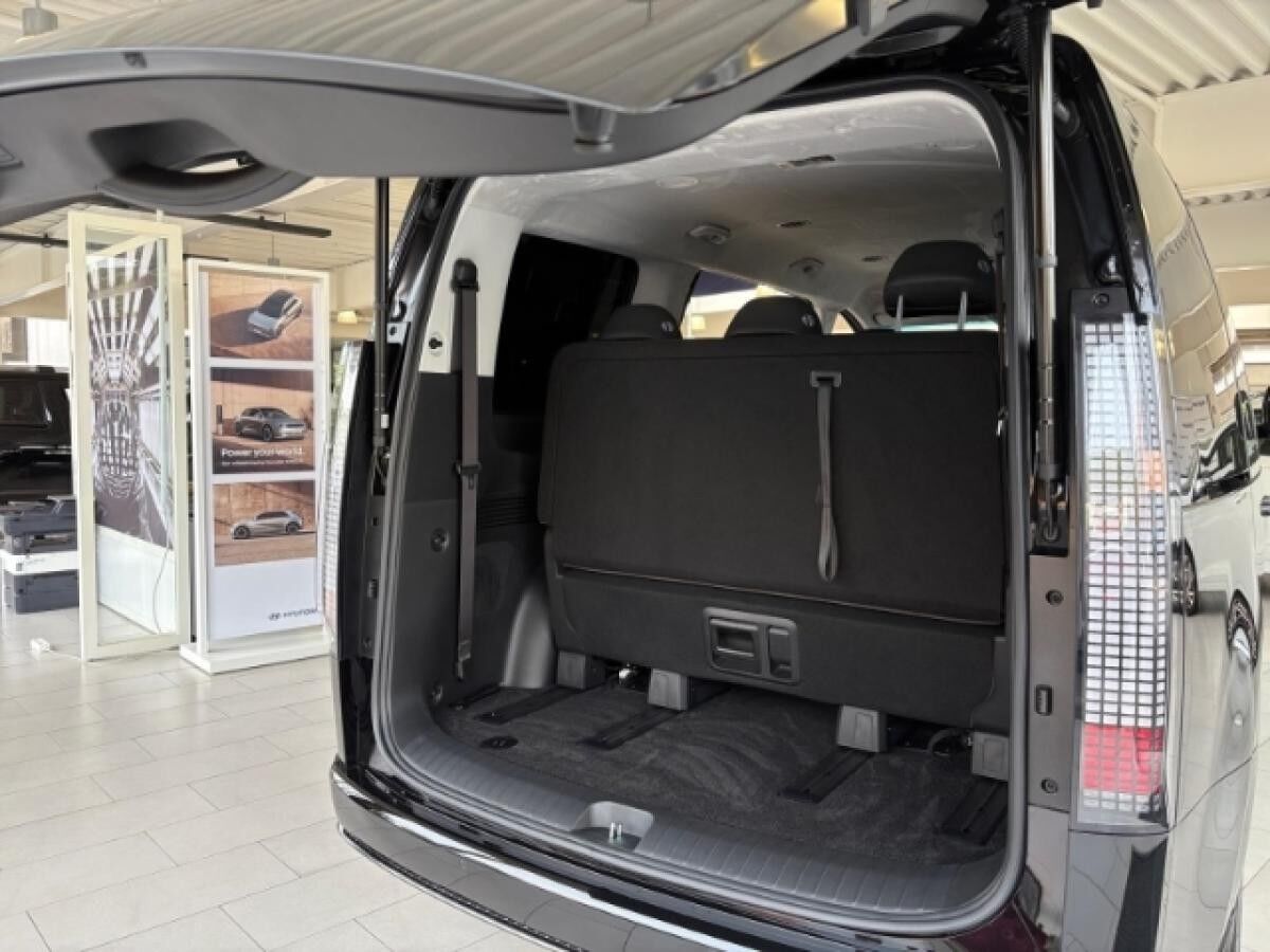 Hyundai STARIA 1.6 HEV Signature **SOFORT VERFÜGBAR**