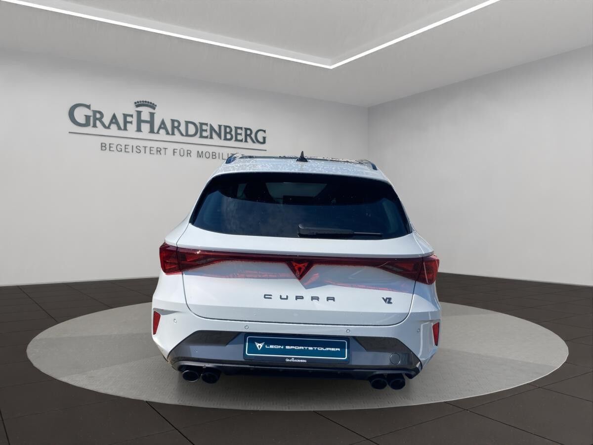 Cupra Leon Sportstourer VZ 2.0 TSI 245 kW (333 PS) 7-Gang-DSG 4Drive