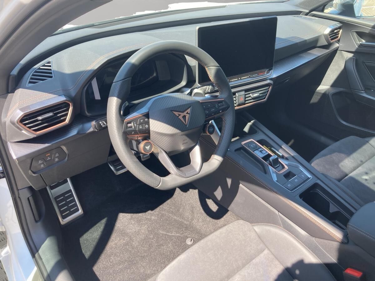 Cupra Leon Sportstourer VZ 2.0 TSI 245 kW (333 PS) 7-Gang-DSG 4Drive