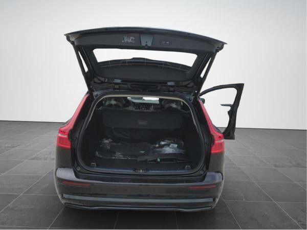 Volvo V60 T8 Twin Engine Ultra Dark Premium Paket AHK