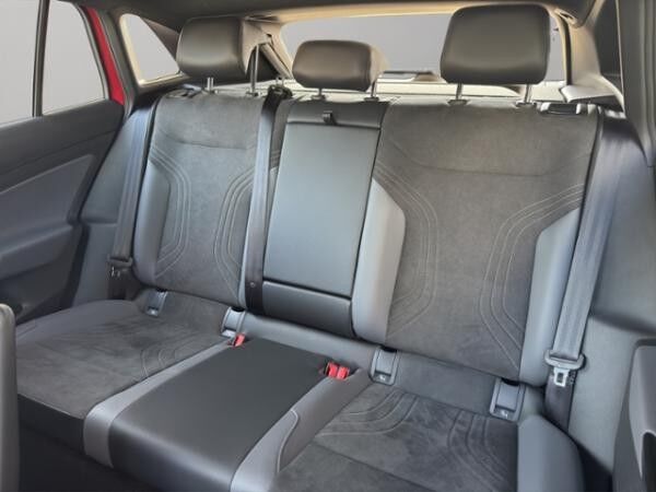 Volkswagen ID.4 Pro 4Motion AHK HUD Wärmepumpe Navi Harman