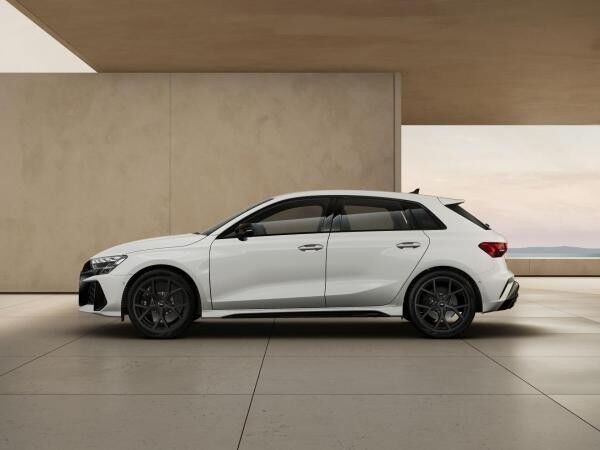 Audi RS3 Sportback *BESTELLAKTION*SCHWERBEHINDERTEN AUSWEIS*