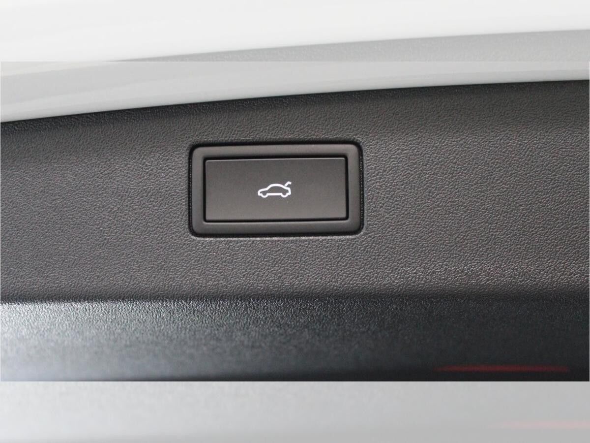 Volkswagen Tiguan R-Line Hybrid HD-Matrix Pano AHK Black Style