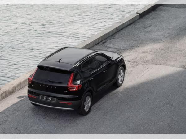 Volvo XC40 B3 Benziner Automatik ***Privatkunden-Angebot***verschiedene Farben***