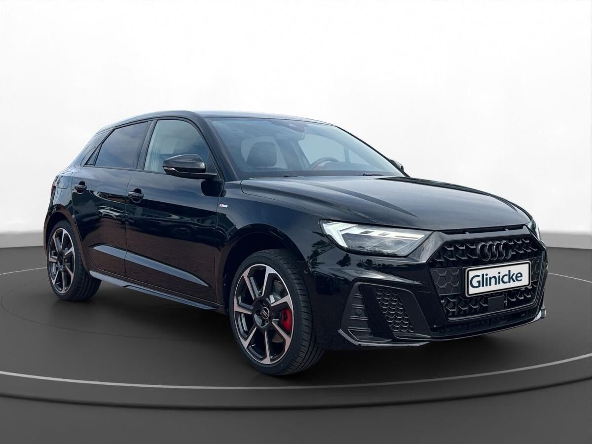 Audi A1 Sportback 30 TFSI S-LINE+LED+DCC+CARPLAY
