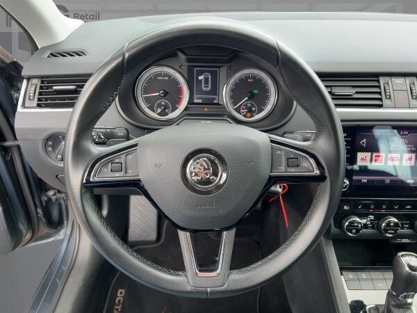 Skoda Octavia 1.5 TSI G-Tec Erdgas Combi Automatik AHK SHZ PDC Navi