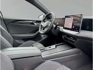 Volkswagen Passat Variant 2,0 TDI R-Line Matrix AHK Lenkradhzg Kamera