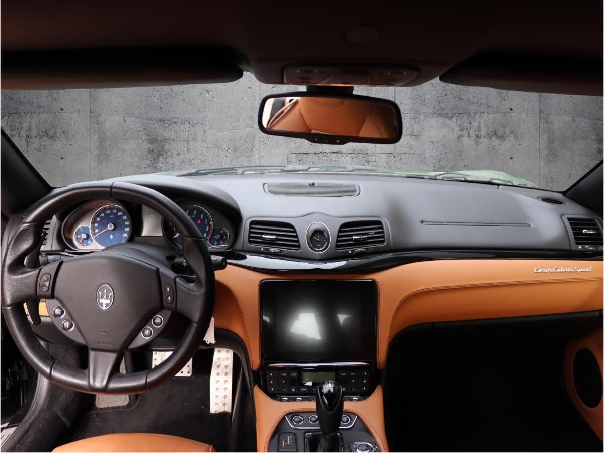 Maserati GranCabrio Sport // Vollfolierung in grün matt|  🔥 SPORTIVO LEIPZIG  🔥