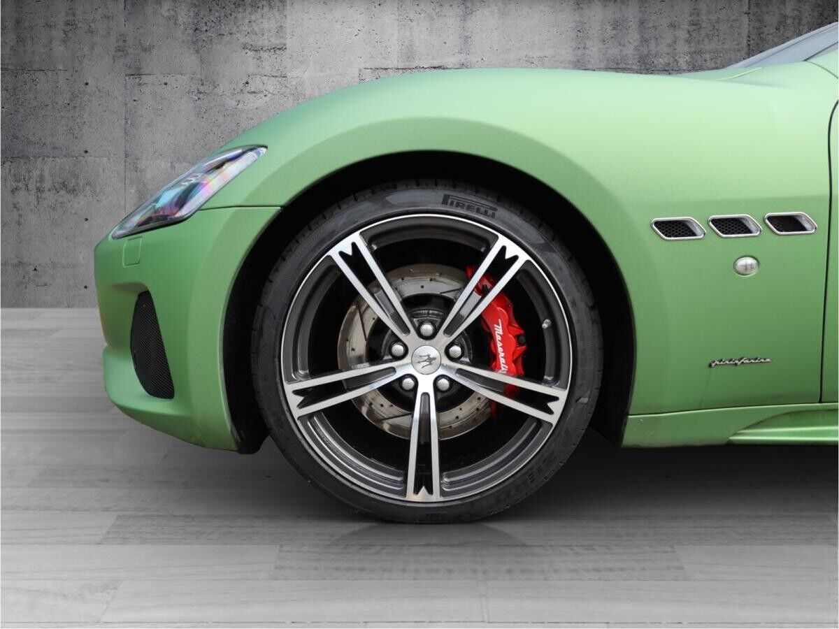 Maserati GranCabrio Sport // Vollfolierung in grün matt|  🔥 SPORTIVO LEIPZIG  🔥