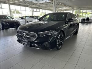Mercedes-Benz E 220 d 4 Matic+Panodach+AHK+Winter-Paket+DIGITAL LIGHT+360°-Kamera+DISTRONIC +FahrassistenPLUS