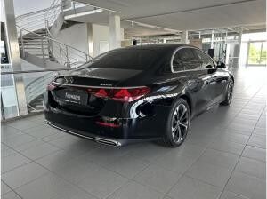 Mercedes-Benz E 220 d 4 Matic+Panodach+AHK+Winter-Paket+DIGITAL LIGHT+360°-Kamera+DISTRONIC +FahrassistenPLUS