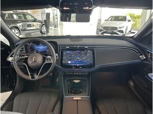 Mercedes-Benz E 220 d 4 Matic+Panodach+AHK+Winter-Paket+DIGITAL LIGHT+360°-Kamera+DISTRONIC +FahrassistenPLUS