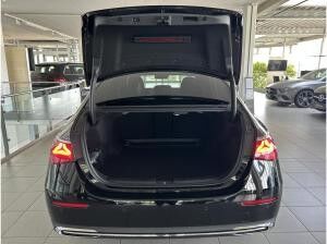 Mercedes-Benz E 220 d 4 Matic+Panodach+AHK+Winter-Paket+DIGITAL LIGHT+360°-Kamera+DISTRONIC +FahrassistenPLUS
