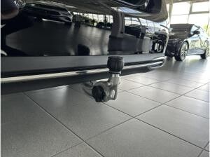 Mercedes-Benz E 220 d 4 Matic+Panodach+AHK+Winter-Paket+DIGITAL LIGHT+360°-Kamera+DISTRONIC +FahrassistenPLUS
