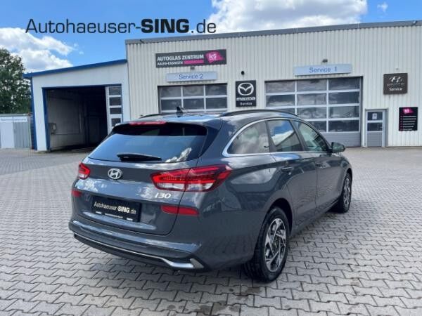 Hyundai i30 cw Kombi Automatik M-Hybrid LED Kamera