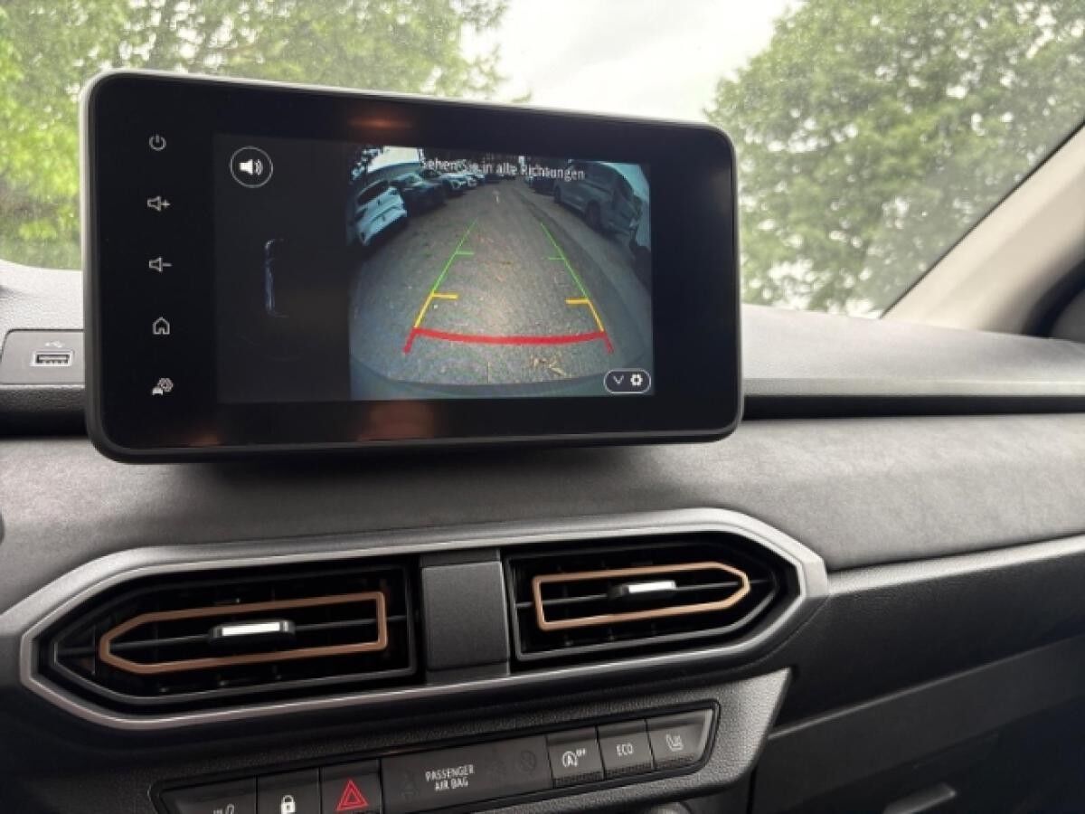 Dacia Jogger Extreme+ ECO-G 100 INKL. WARTUNG *Navi*Keyless*Kamera*Sitzheizung*uvm.