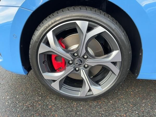 Skoda Octavia Combi RS 2,0 TSI DSG PANO DCC AHZV