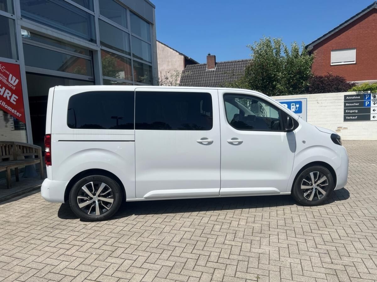 Toyota Proace Verso !!!75% ABSCHREIBUNG !!! 75kWh Electric Teamplayer L1 SHZ StandHZG ACC