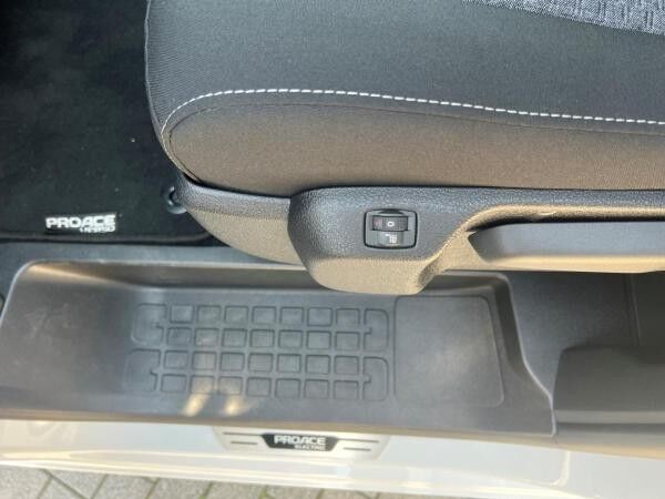Toyota Proace Verso !!!75% ABSCHREIBUNG !!! 75kWh Electric Teamplayer L1 SHZ StandHZG ACC