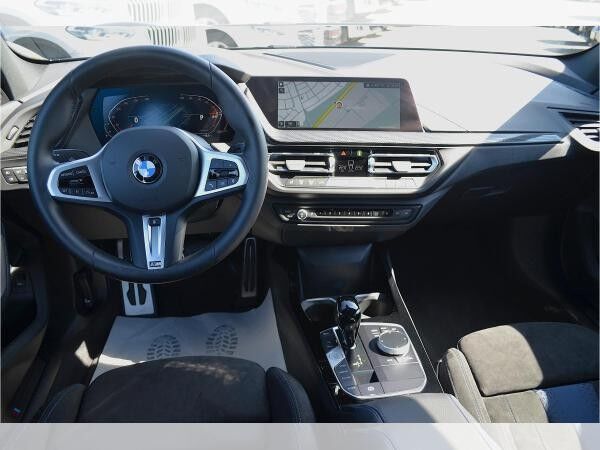 BMW 116 i M Sport Pro, LiveCptProf, Harm/Kard, Ad.LED, Kamera uvm.