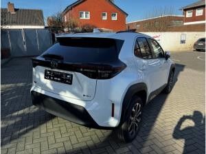 Toyota Yaris Cross Hybrid Teampl.*SHZG*NAVI*RFK* Navi Digitales Cockpit LED ACC Apple