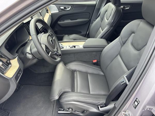 Volvo XC60 T8 AWD Ultra Dark Plug-In (EURO 6e) Klima