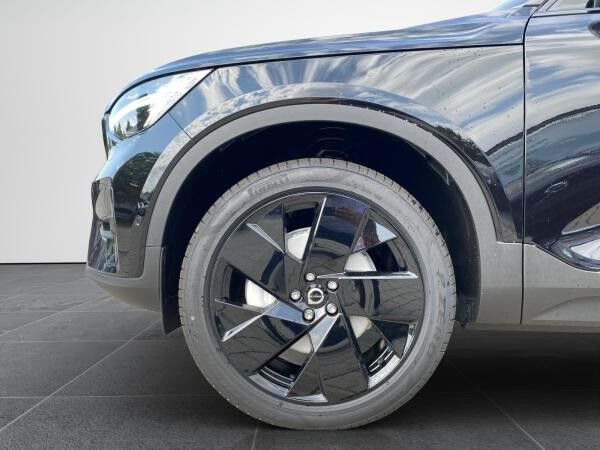 Volvo XC40 Plus Black Edition Matrix+ACC+LED+Navi
