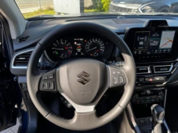 Suzuki S-Cross 1.5 VOLLHYBRID AUTOMATIK ALLRAD COM+