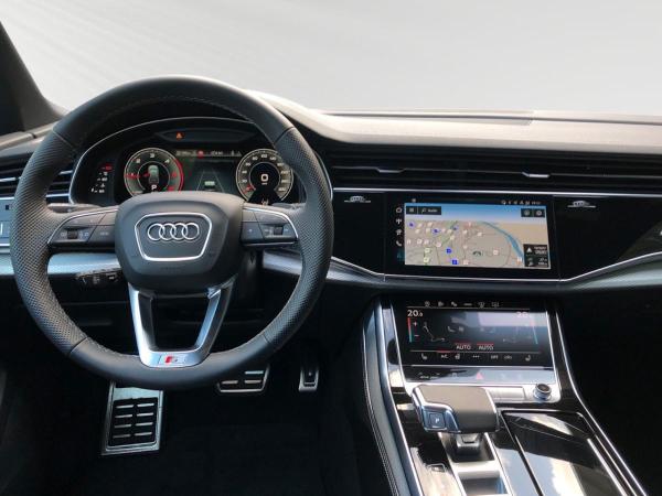 Audi Q7 45 TDI quattro S-LINE+MATRIX+AHK+3.SITZREIHE Audi Q7 45 TDI quattro S-LINE+MATRIX+AHK+3.SITZREIHE