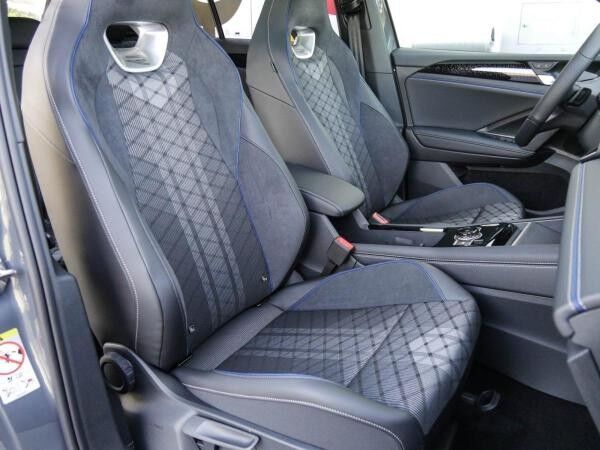 Volkswagen Tiguan R-Line 1,5 l eTSI Pano Standh. Harman Kardon