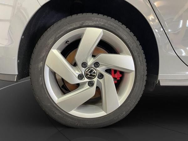 Volkswagen Golf GTE 1.4 eHybrid LED LM 17" Navi PDC vo+hi ACC