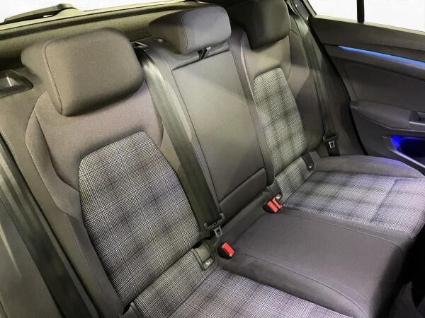 Volkswagen Golf GTE 1.4 eHybrid LED LM 17" Navi PDC vo+hi ACC
