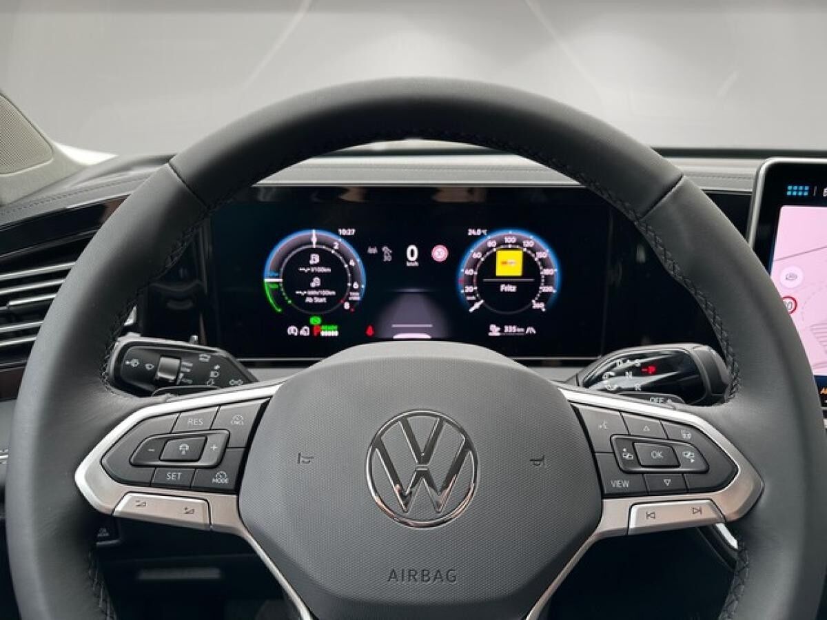 Volkswagen Tiguan 1.5TSI eHybrid Elegance AHK+GJR+NAV+ACC