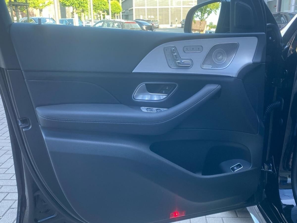Mercedes-Benz GLE 450 d 4M AMG Multibeam Pano Distronic AHK