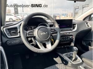 Kia Ceed Navi Tempomat Kamera Klima AppleCar Sitzhz.