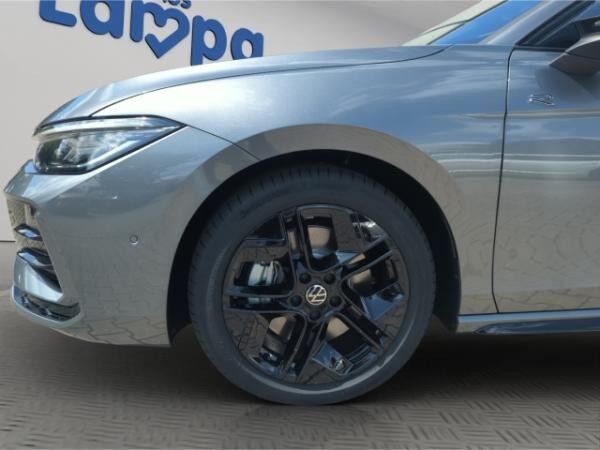 Volkswagen Passat R-Line 4Motion 2.0 TDI DSG AHK,AreaView,Matrix