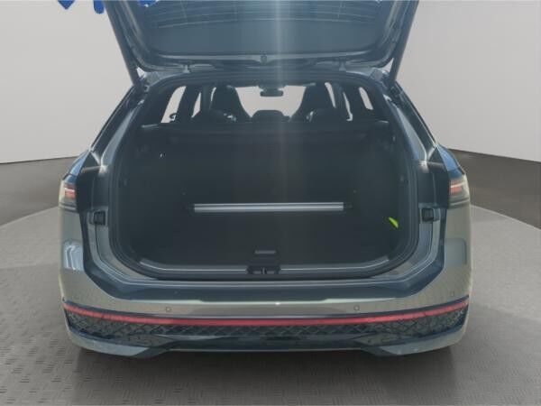 Volkswagen Passat R-Line 4Motion 2.0 TDI DSG AHK,AreaView,Matrix