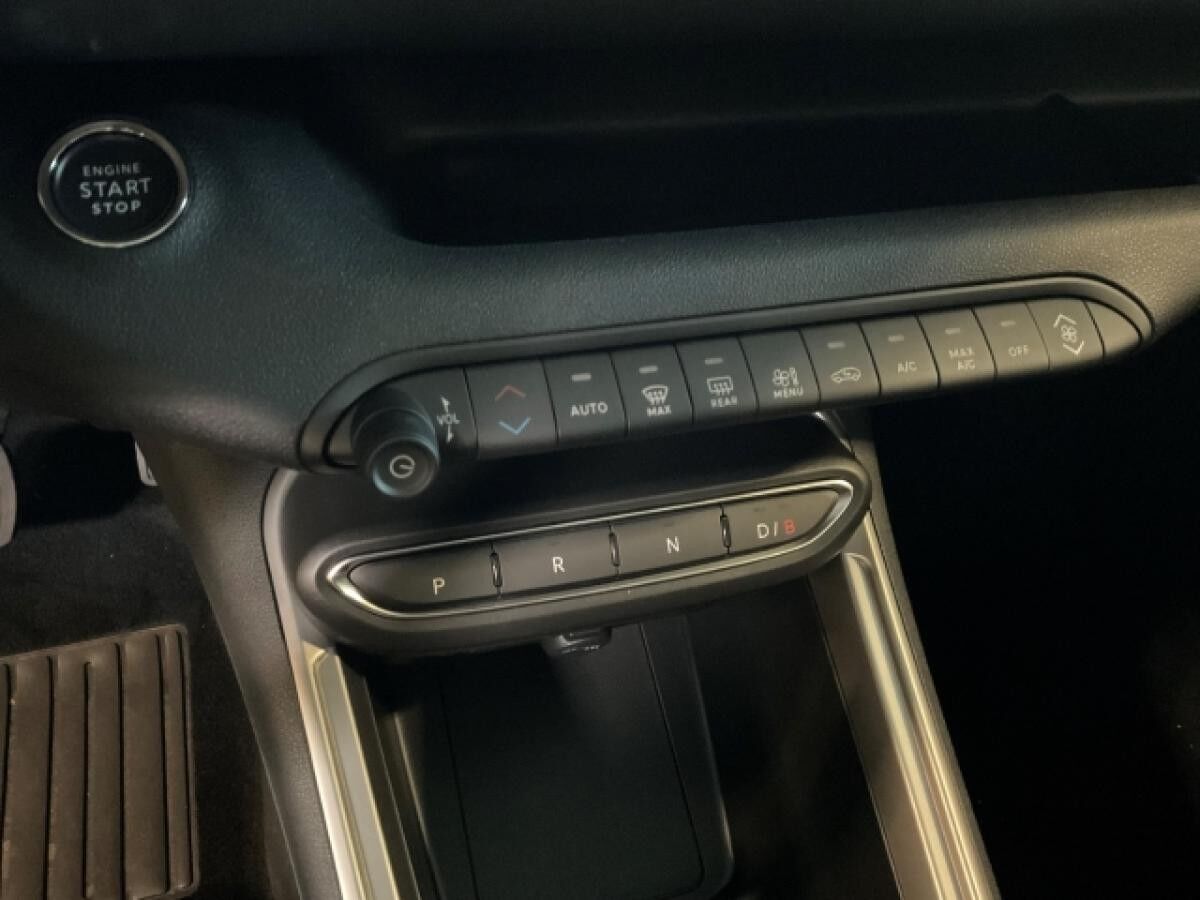 Jeep Avenger Elektro Altitude Ganzjahresreifen Winterpaket*Sofort Verfügbar*