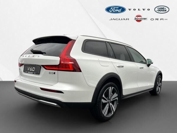 Volvo V60 Cross Country Plus 2024 B5 Benzin AWD