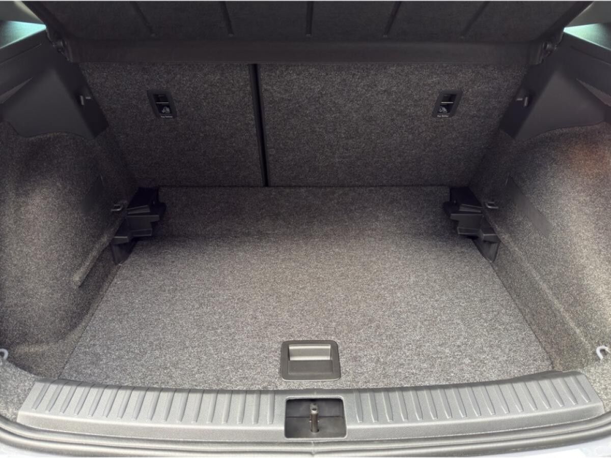 Seat Arona FR Black Edition 116 PS DSG / SOFORT VERFÜGBAR !