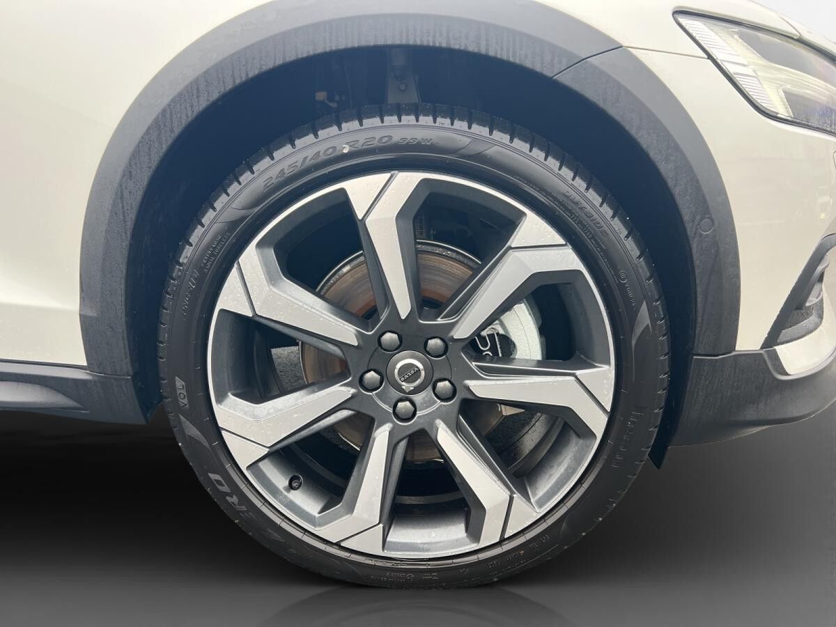 Volvo V60 Cross Country Ultimate 2024 B4 Diesel AWD