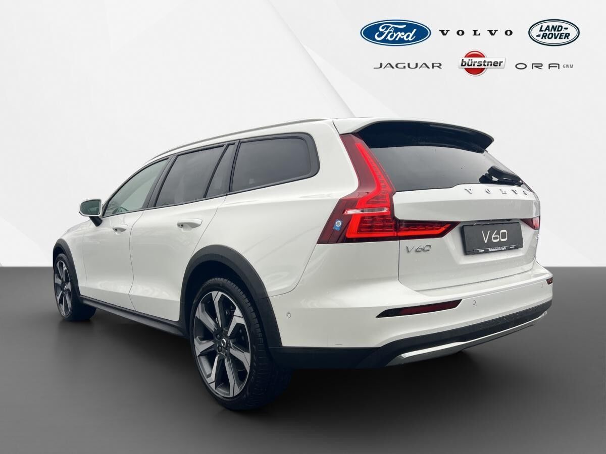 Volvo V60 Cross Country Ultimate 2024 B4 Diesel AWD