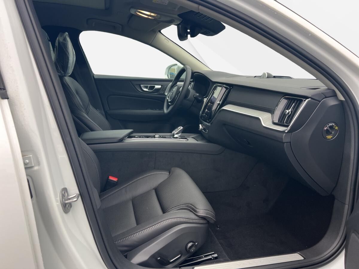 Volvo V60 Cross Country Ultimate 2024 B4 Diesel AWD