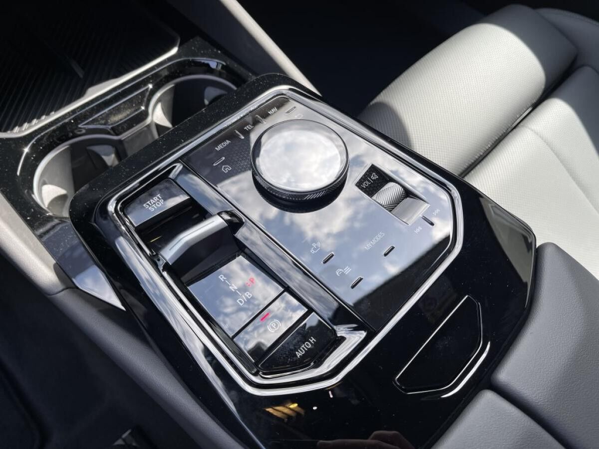 BMW i5 eDrive40 Touring || 19Z adapt.LED H&K Sitzh.