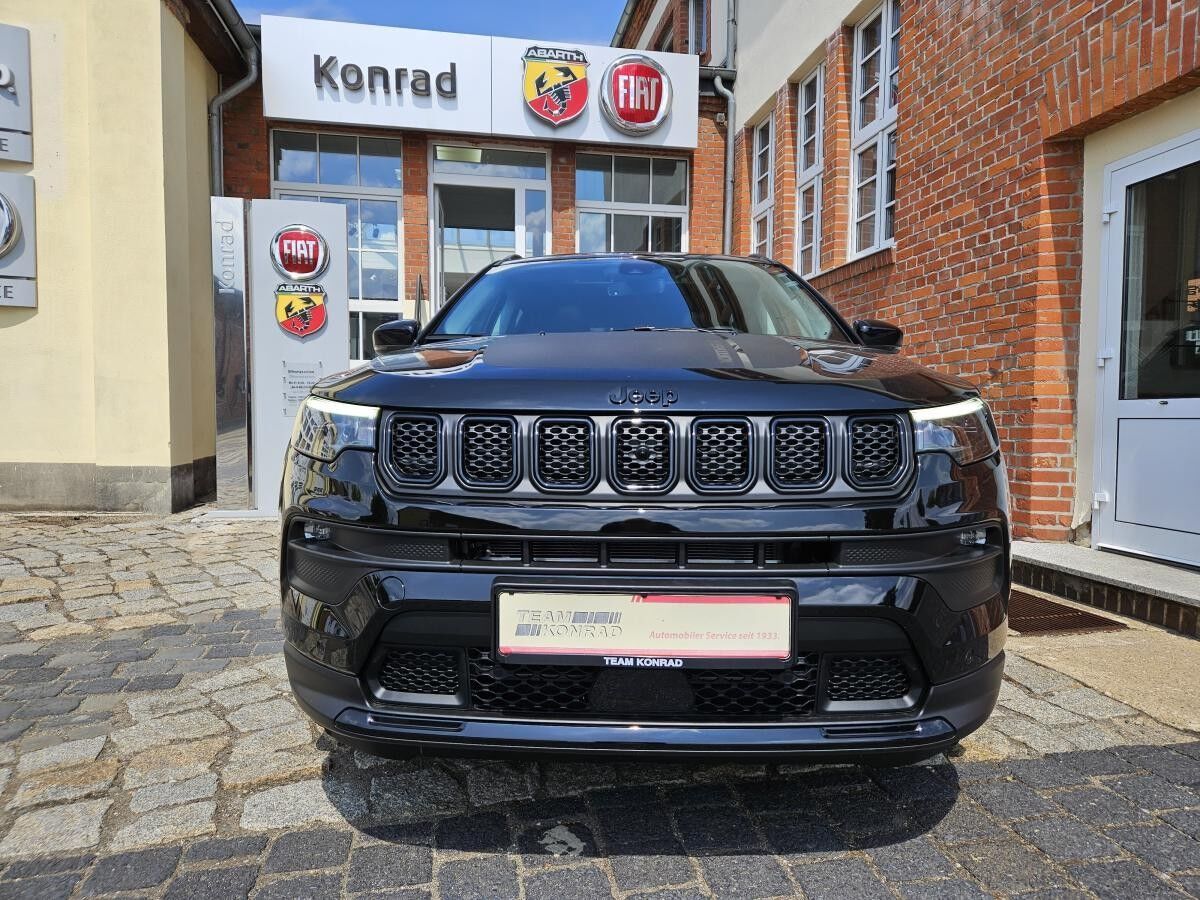 Jeep Compass 1.5T MHEV North Star - sofort verfügbar - Panoramadach