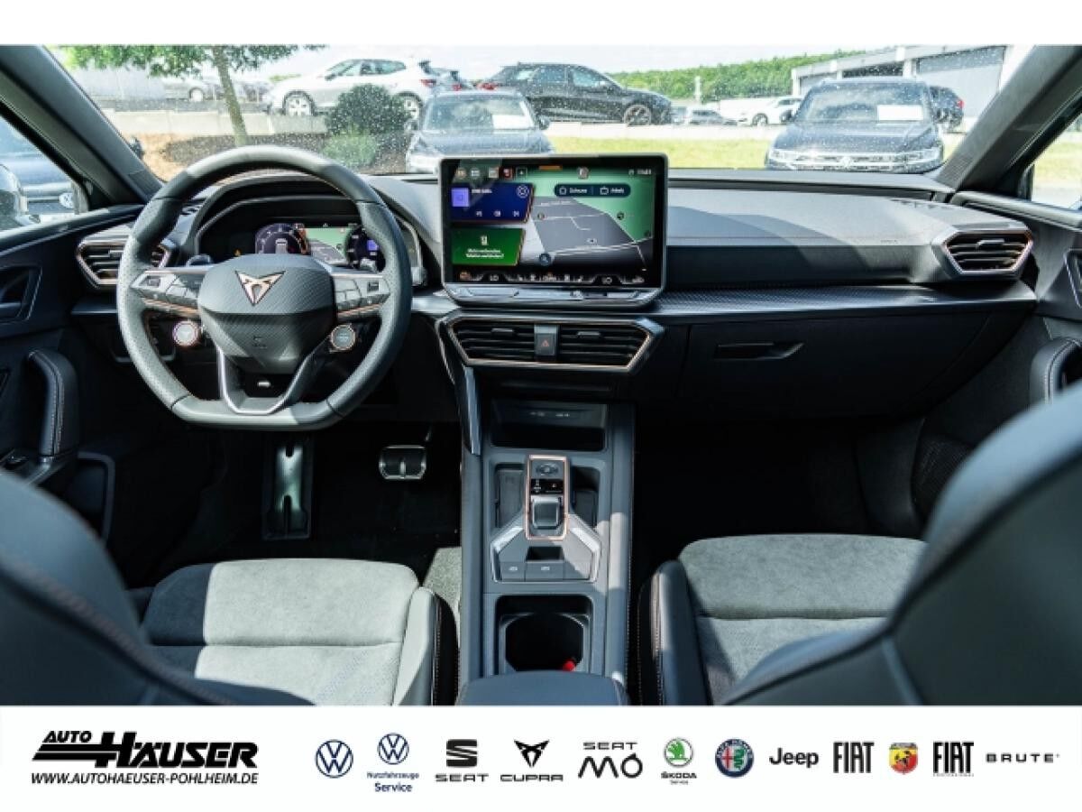 Cupra Leon VZ 2.0 TSI DSG PANO DCC SENNHEISER MATRIX