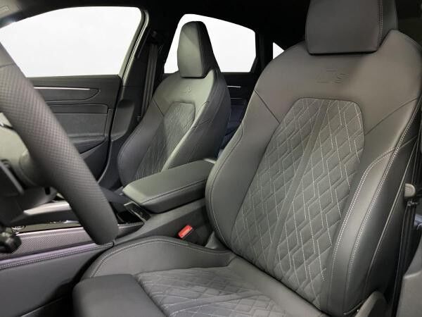 Audi A6 Limousine e-hybrid qu Matrix LM 21" ACC 360° Beifahrerdisplay