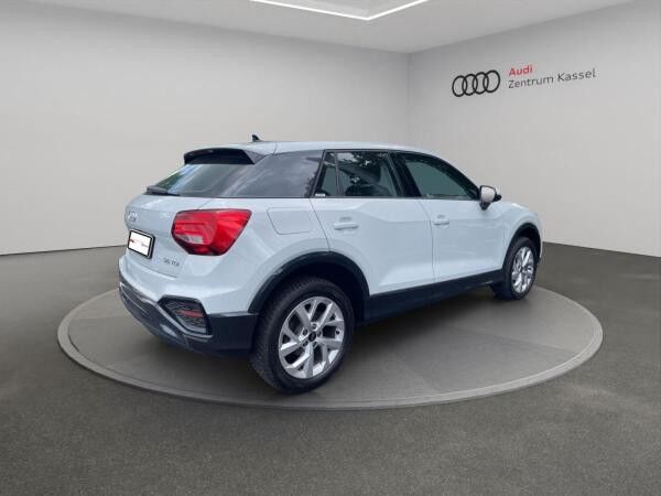 Audi Q2 35 TDI LED Navi Kamera Leder CarPlay