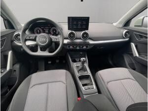 Audi Q2 30 TFSI S line LED PDC AHK CarPlay