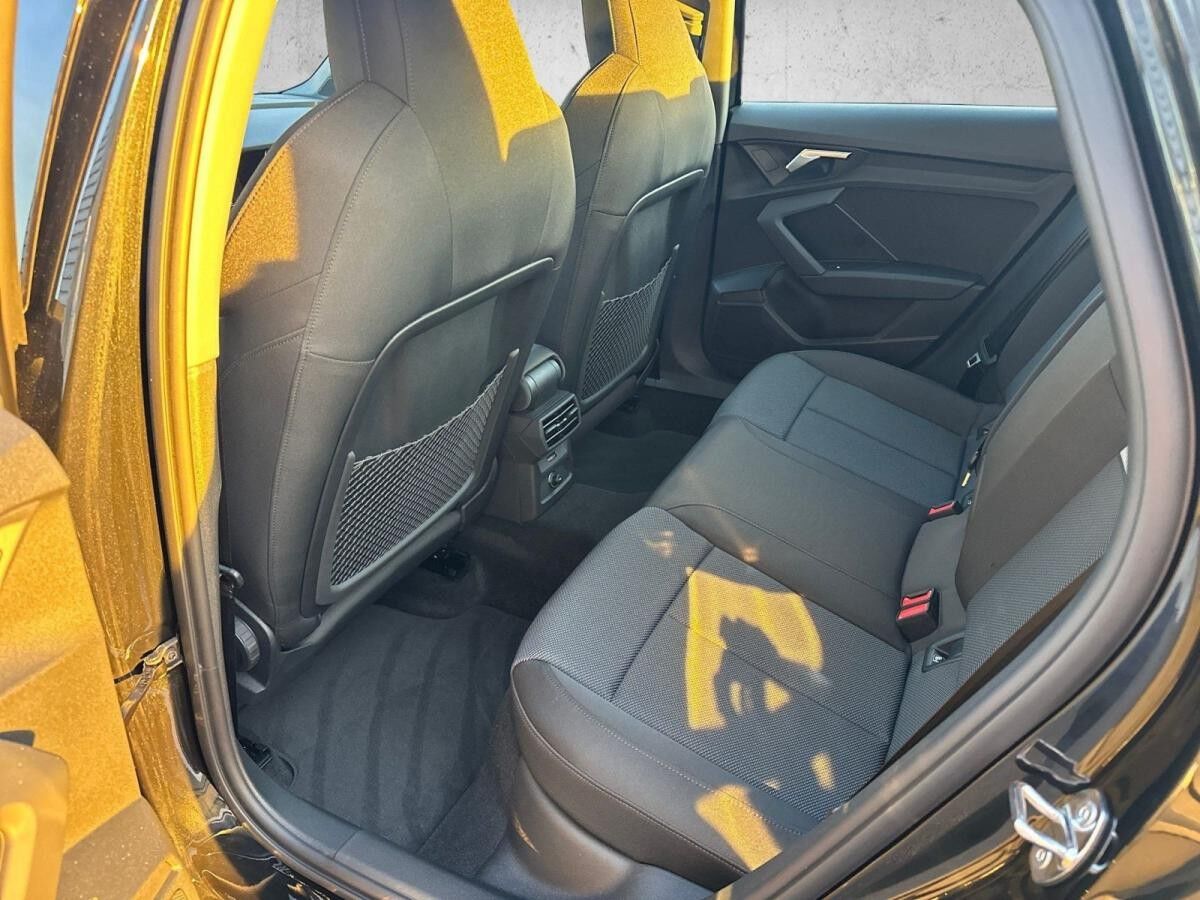 Audi A3 Limousine 35 TFSI adv. *Matrix*Navi*Connect*